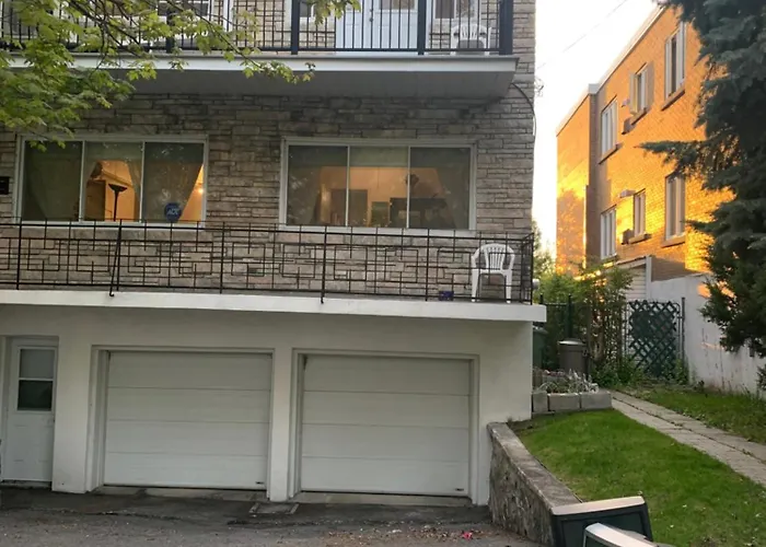 Montreal Accommodation Near Downtown